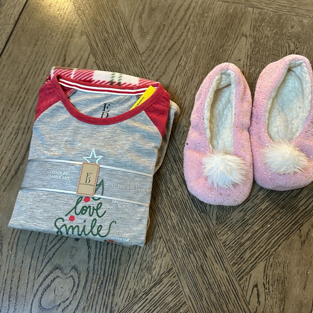Bundle new 2pc pajama set and pre-loved slippers
